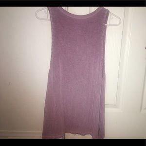 A long no sleeve shirt